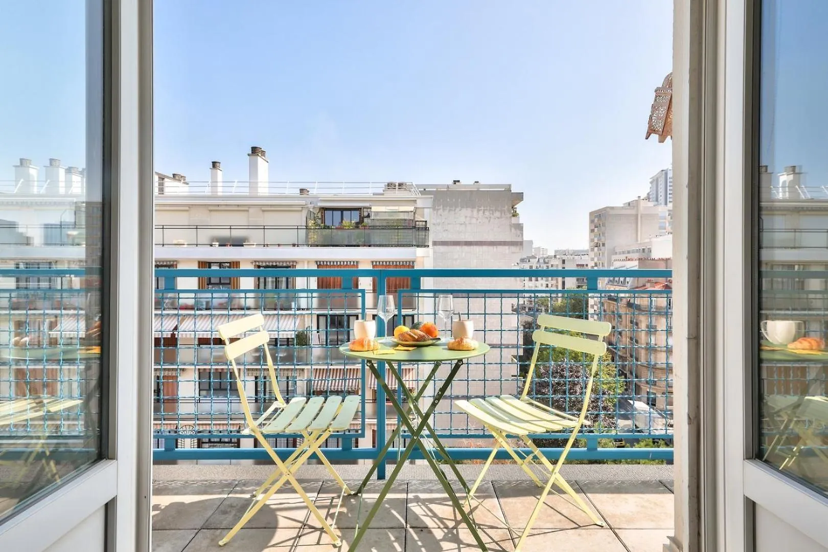 Guestready - Appt Charmant Avec Balcon Apartment Paris